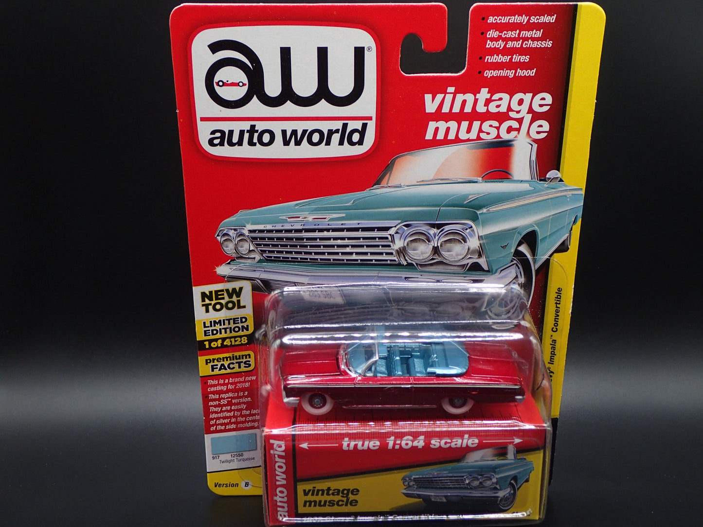 2018 AUTO WORLD 1962 CHEVY IMPALA CONVERTIBLE RELEASE 4 B ULTRA RED CHASE RARE