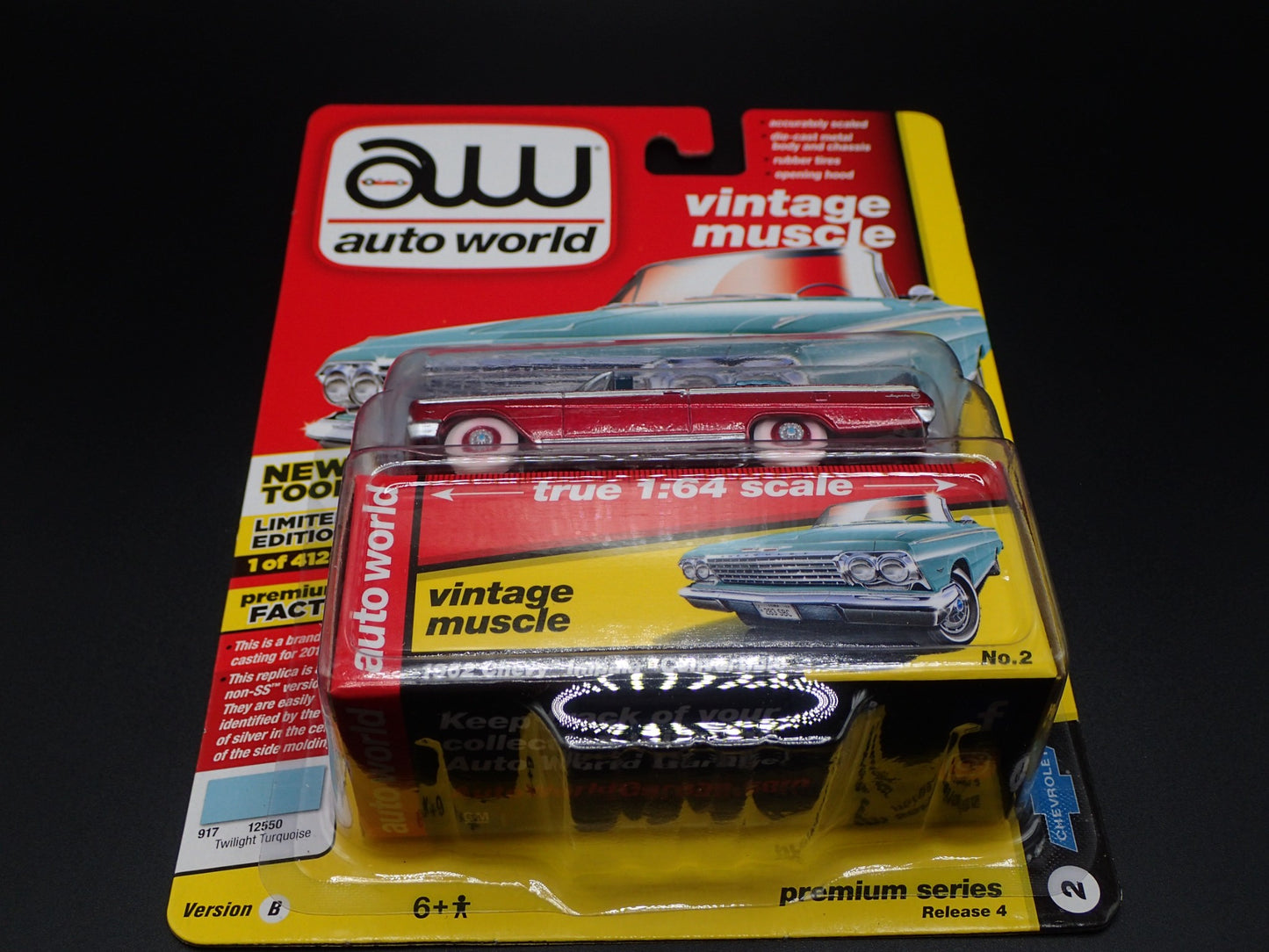 2018 AUTO WORLD 1962 CHEVY IMPALA CONVERTIBLE RELEASE 4 B ULTRA RED CHASE RARE