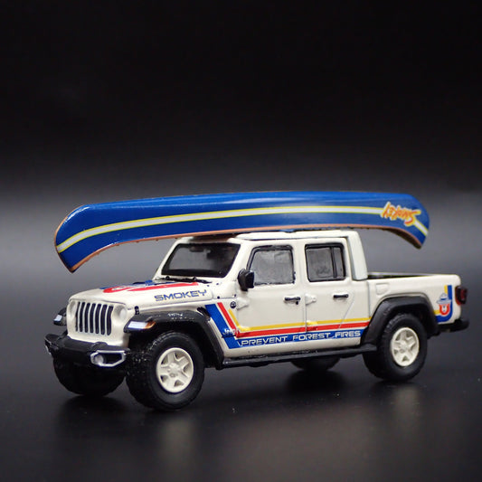 2020-2025 JEEP GLADIATOR PICKUP TRUCK SMOKEY BEAR 1:64 SCALE DIECAST MODEL CAR