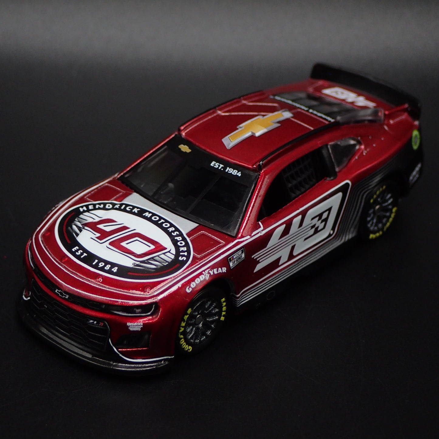 2024 CHEVY CAMARO ZL1 40 ANNV HENDRICK MOTORSPORT NASCAR 1:64 DIECAST MODEL CAR