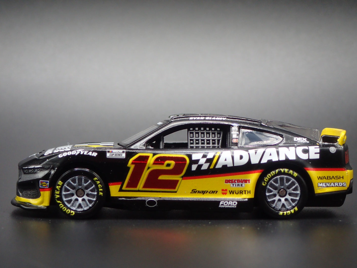 2025 25 FORD MUSTANG #12 RYAN BLANEY ADVANCE AUTO NASCAR 1:64 SCALE DIECAST CAR