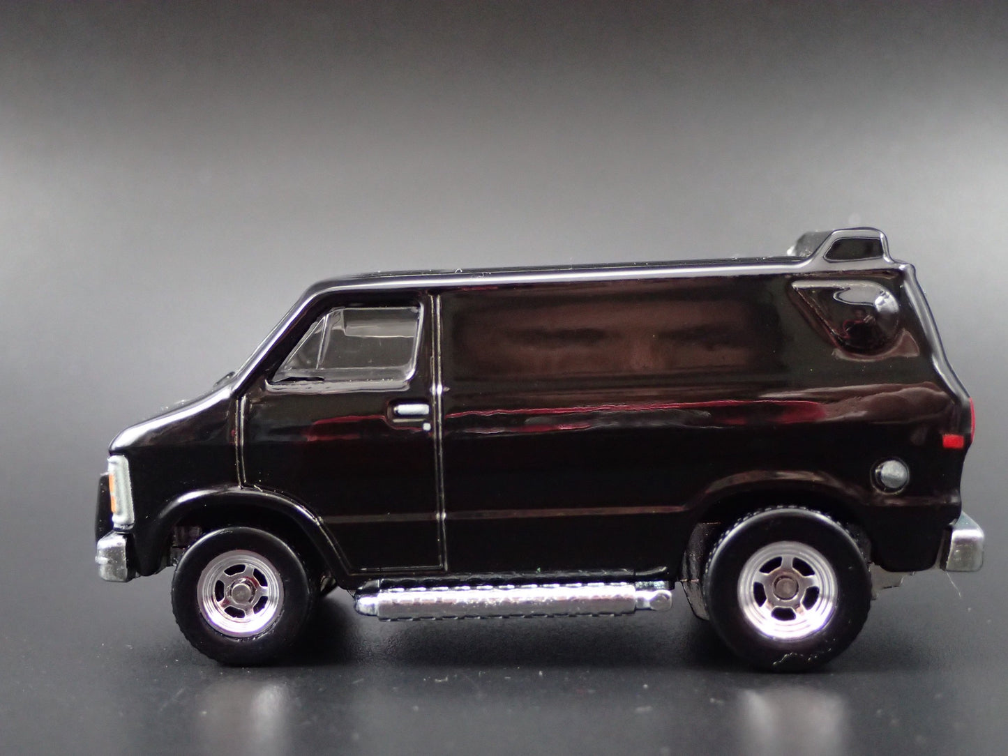 1979-1997 DODGE RAM VAN BLACK 1:64 SCALE COLLECTIBLE DIORAMA DIECAST MODEL CAR