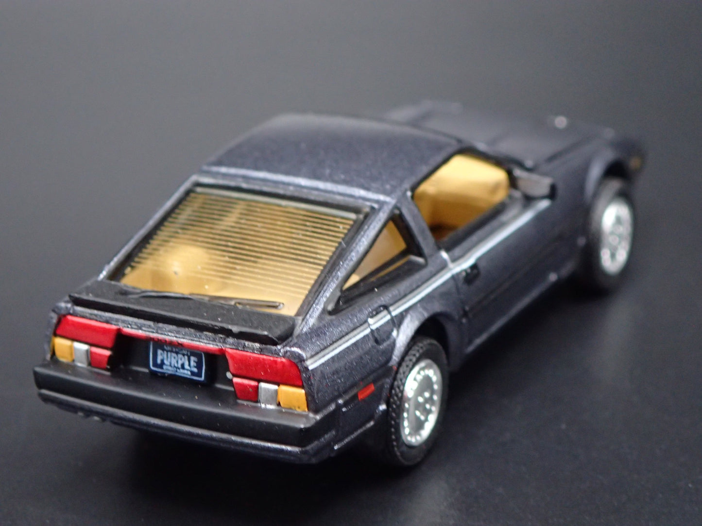 1983-1989 NISSAN 300ZX TURBO 1:64 SCALE COLLECTIBLE DIORAMA DIECAST MODEL CAR