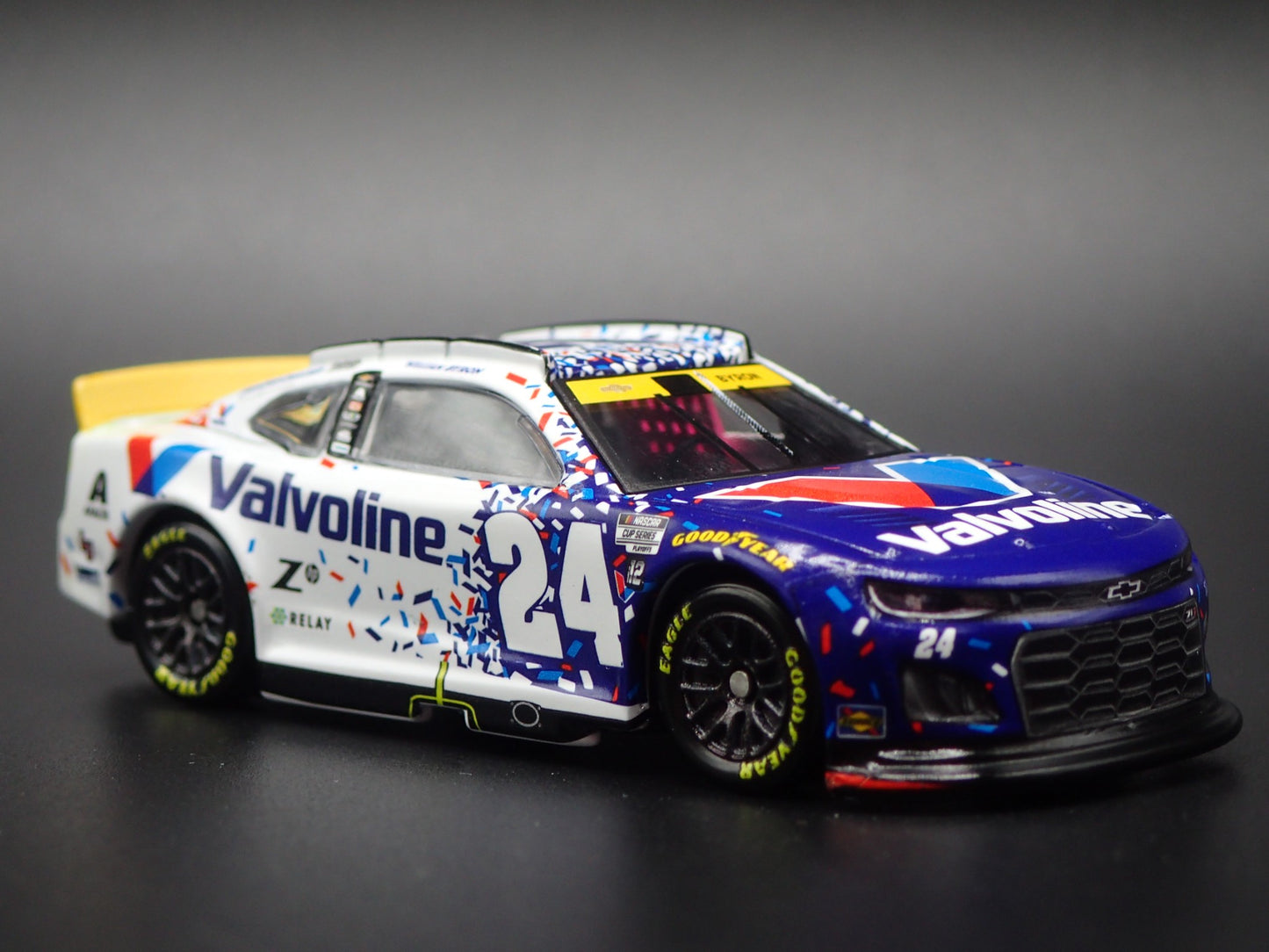 2024 24 CHEVY CAMARO ZL1 #24 WILLIAM BYRON VALVOLINE NASCAR 1:64 DIECAST CAR