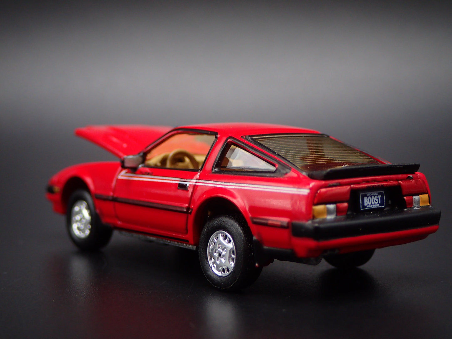 1983-1989 NISSAN 300ZX TURBO 1:64 SCALE COLLECTIBLE DIORAMA DIECAST MODEL CAR