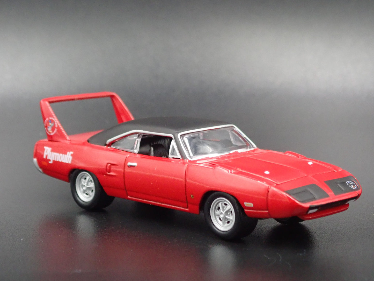 1970 70 PLYMOUTH SUPERBIRD RED 1:64 SCALE COLLECTIBLE DIECAST MODEL CAR