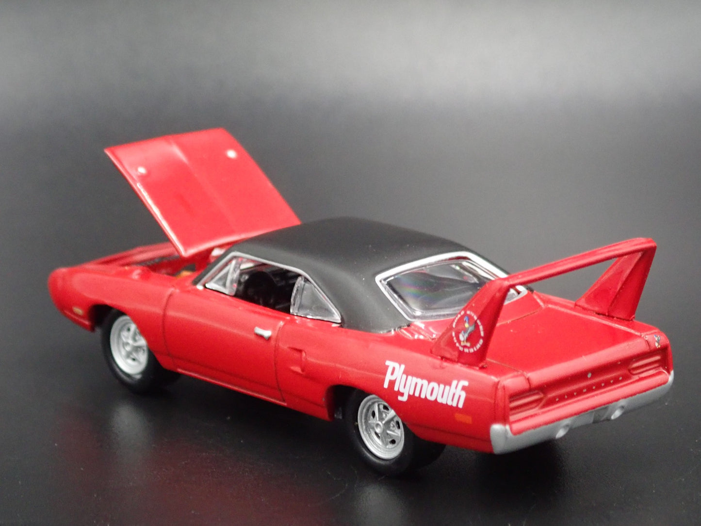 1970 70 PLYMOUTH SUPERBIRD RED 1:64 SCALE COLLECTIBLE DIECAST MODEL CAR