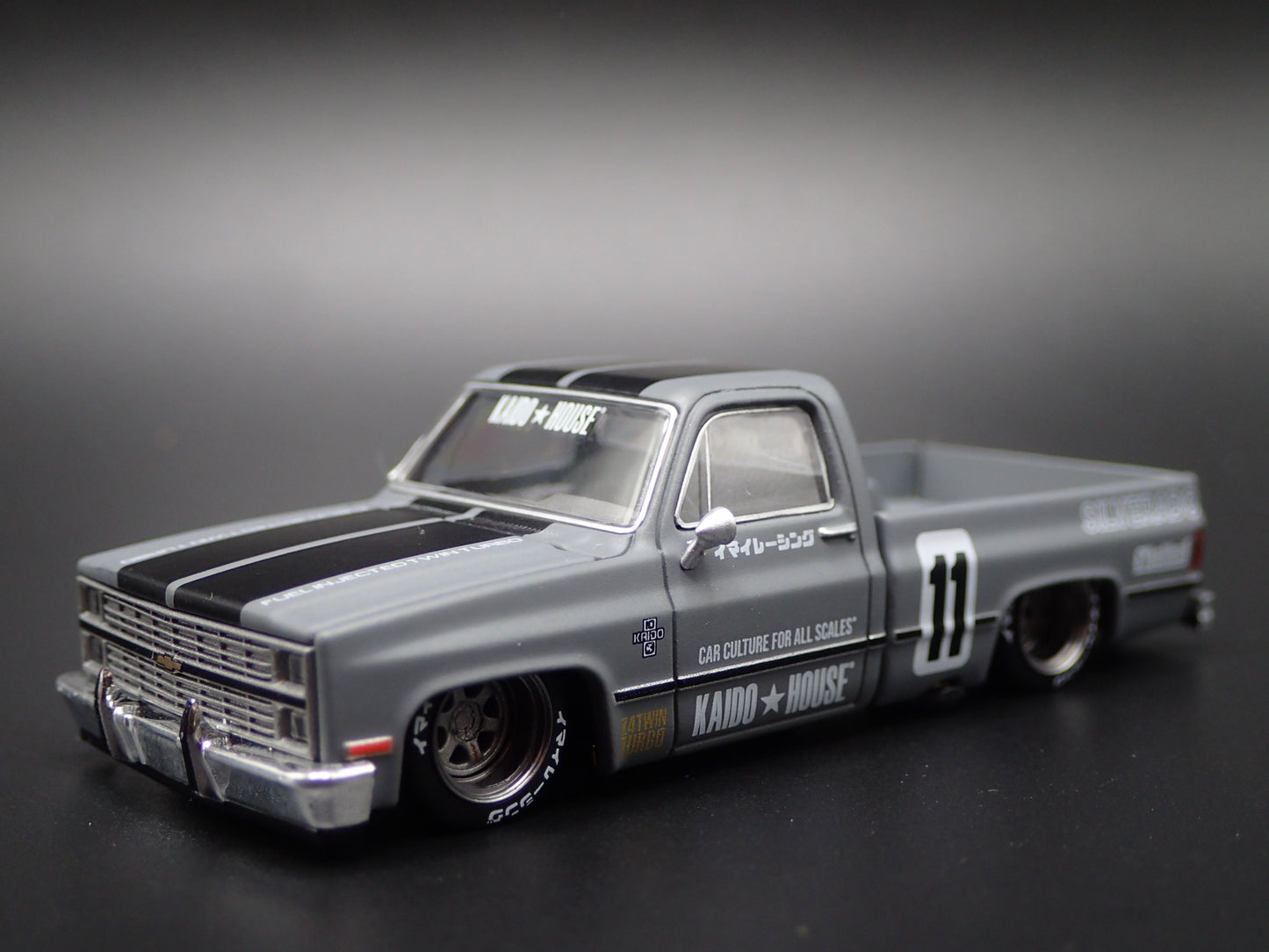1983 83 CHEVY CHEVROLET PICKUP TRUCK KAIDO HOUSE 1/64 SCALE DIECAST MODEL CAR