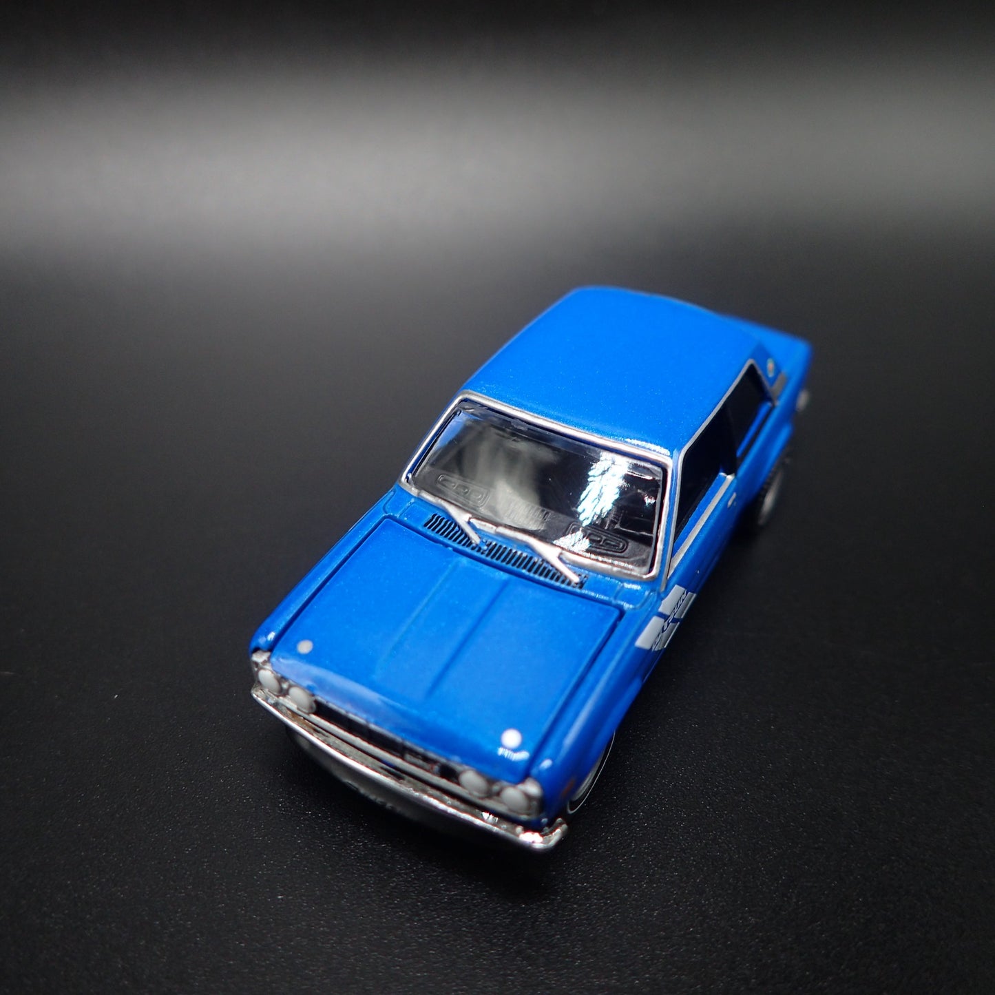 1967-1973 DATSUN 510 2 TWO DOOR 1:64 SCALE COLLECTIBLE DIORAMA DIECAST MODEL CAR