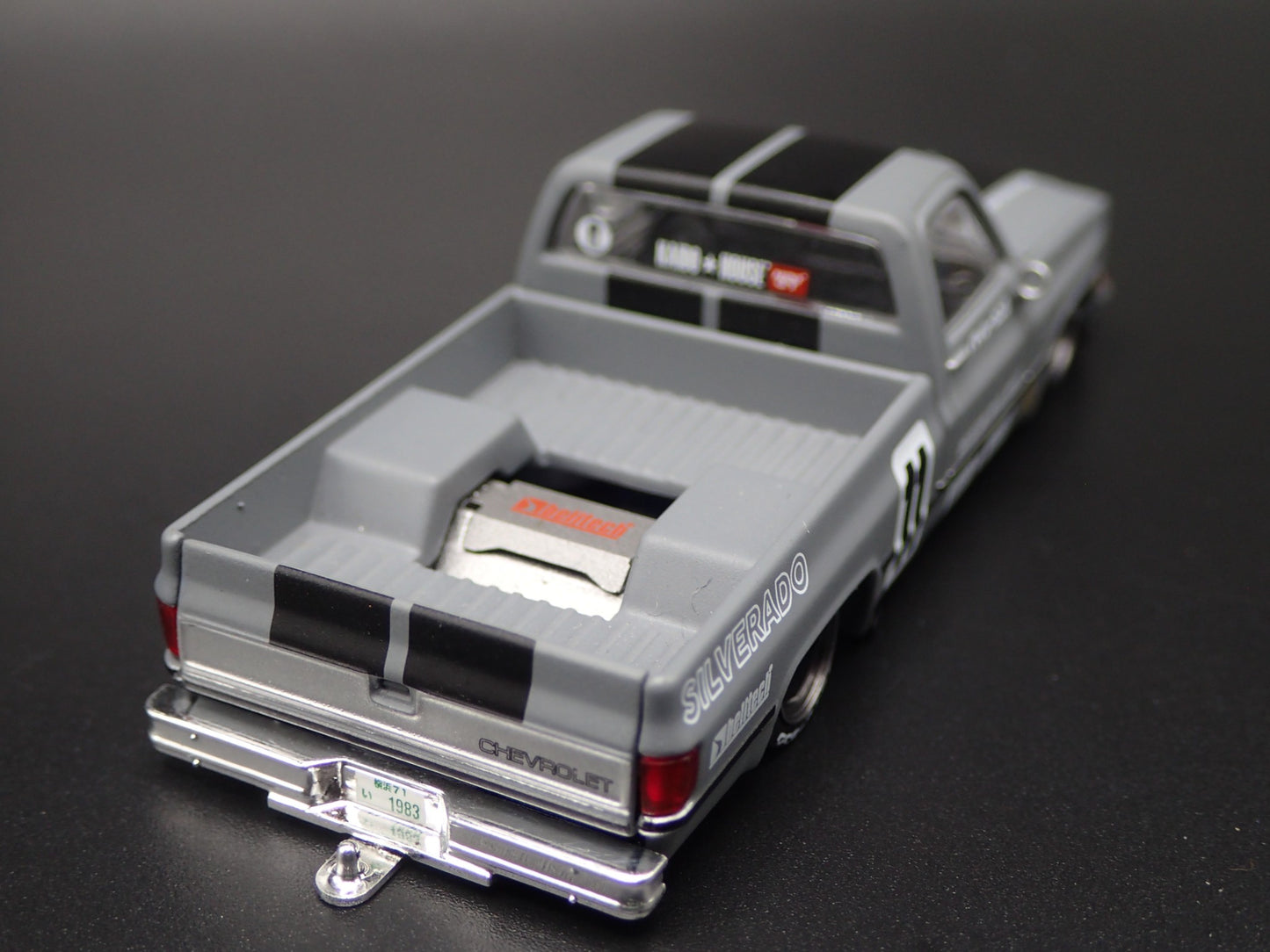 1983 83 CHEVY CHEVROLET PICKUP TRUCK KAIDO HOUSE 1/64 SCALE DIECAST MODEL CAR