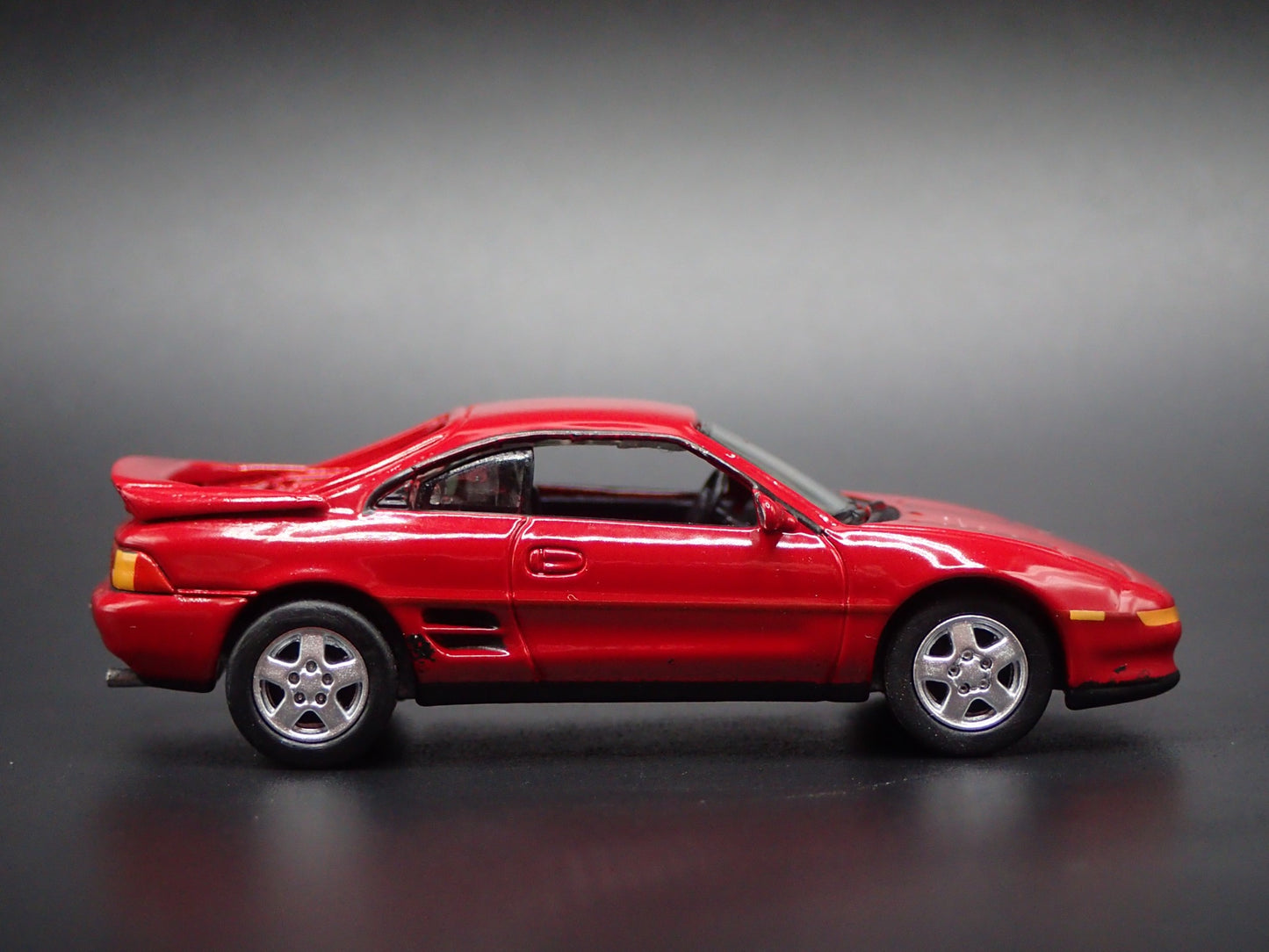 1989-1999 TOYOTA MR2 TURBO RED 1/64 SCALE COLLECTIBLE DIORAMA DIECAST MODEL CAR