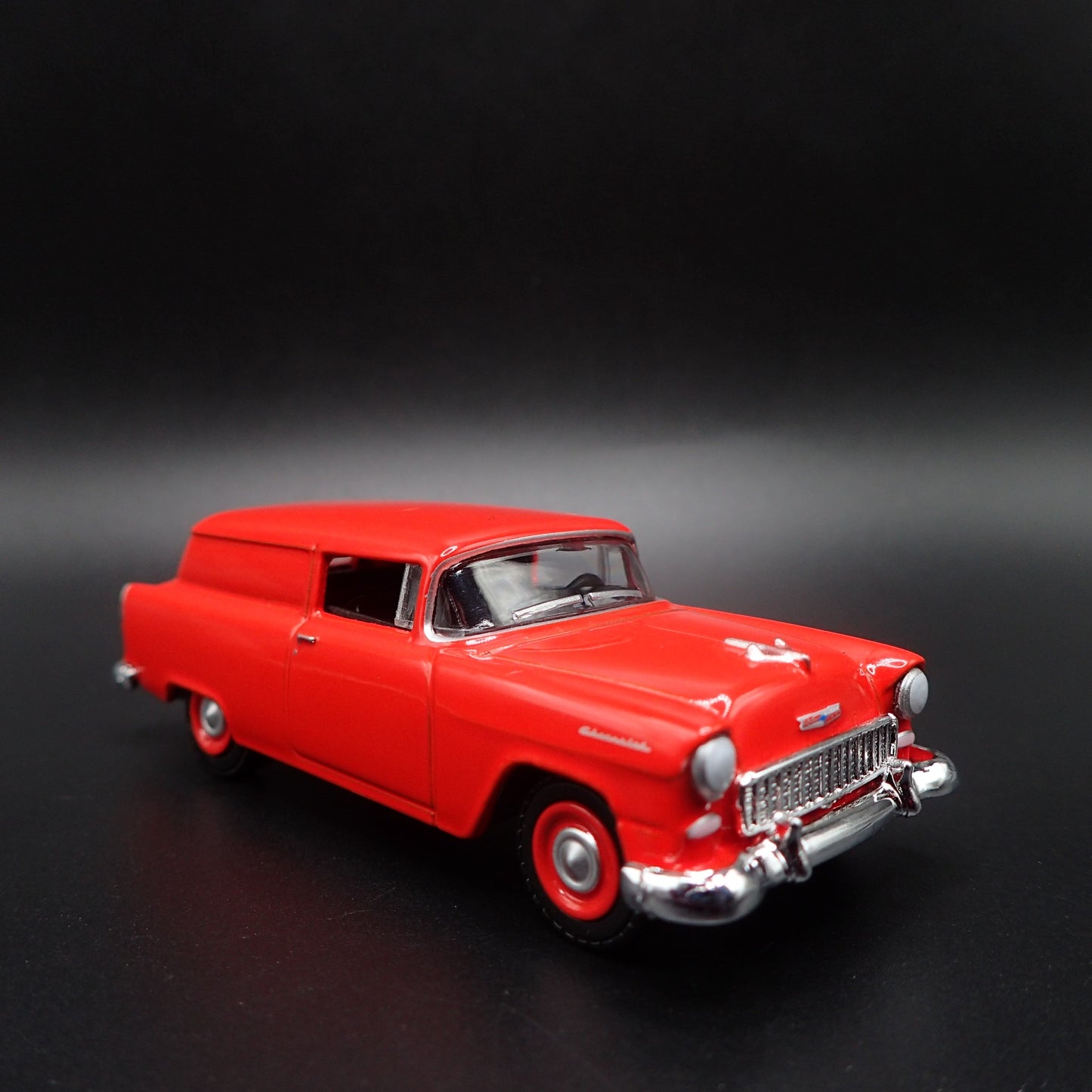 1955 55 CHEVY CHEVROLET SEDAN DELIVERY RED 1:64 SCALE DIORAMA DIECAST MODEL CAR