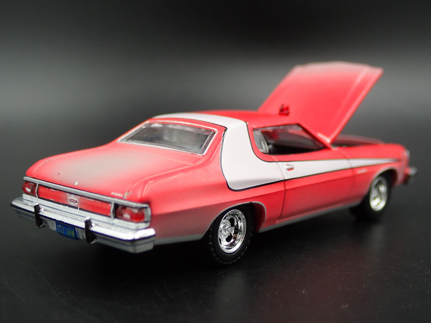 1976 76 FORD GRAN TORINO STARSKY & HUTCH DIRTY RARE 1:64 SCALE DIECAST MODEL CAR