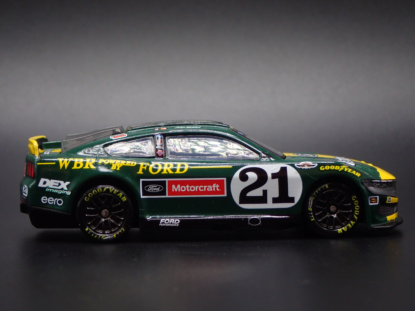 2025 25 FORD MUSTANG #21 JOSH BERRY MOTORCRAFT NASCAR 1:64 DIECAST MODEL CAR