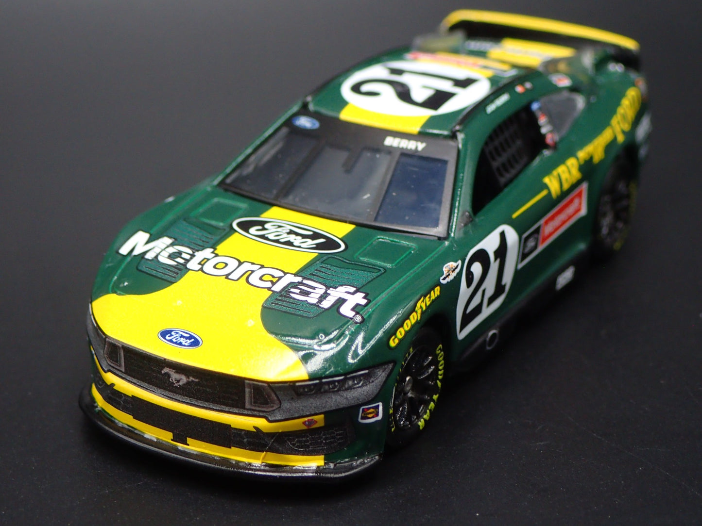 2025 25 FORD MUSTANG #21 JOSH BERRY MOTORCRAFT NASCAR 1:64 DIECAST MODEL CAR