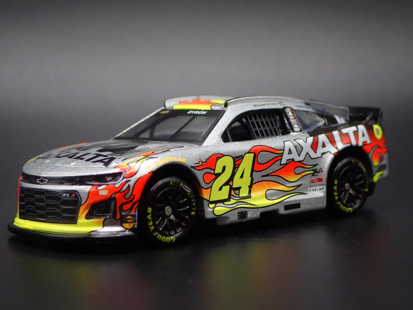 2025 25 CHEVY CHEVROLET #24 WILLIAM BYRON AXALTA NASCAR 1:64 DIECAST MODEL CAR