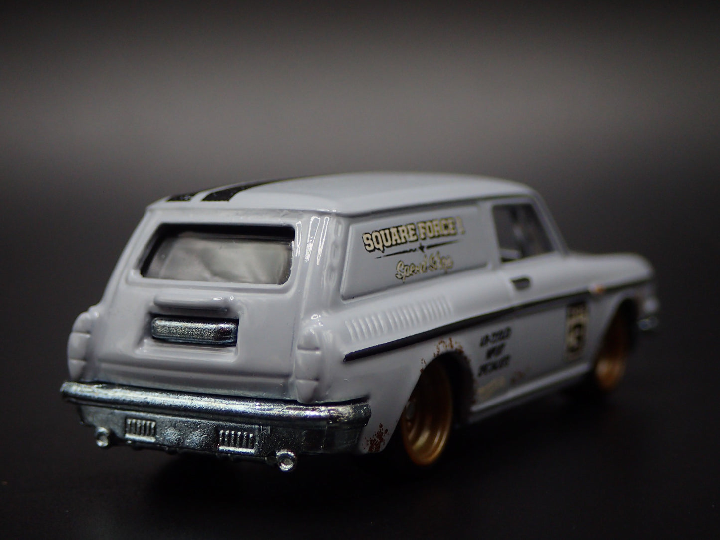 1961-1973 VW VOLKSWAGEN SQUAREBACK GRAY 1:64 SCALE DIORAMA DIECAST MODEL CAR