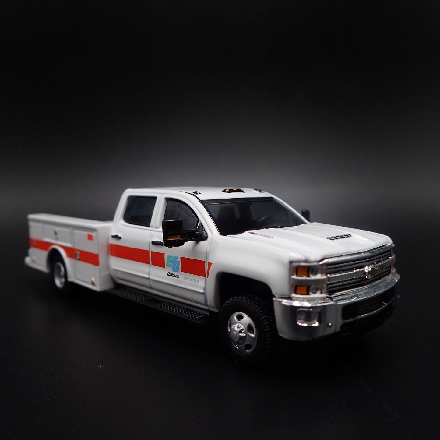 2016 CHEVY CHEVROLET SILVERADO 3500 DUALLY TRUCK CALTRANS 1:64 DIECAST MODEL CAR