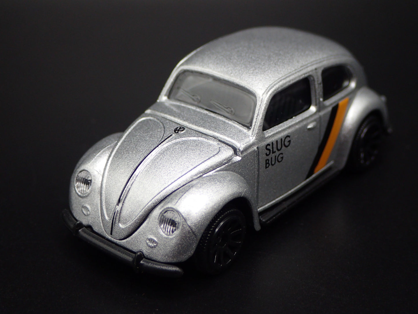 1953-1957 VW VOLKSWAGEN CLASSIC BEETLE BUG OVAL 1:64 SCALE DIECAST MODEL CAR
