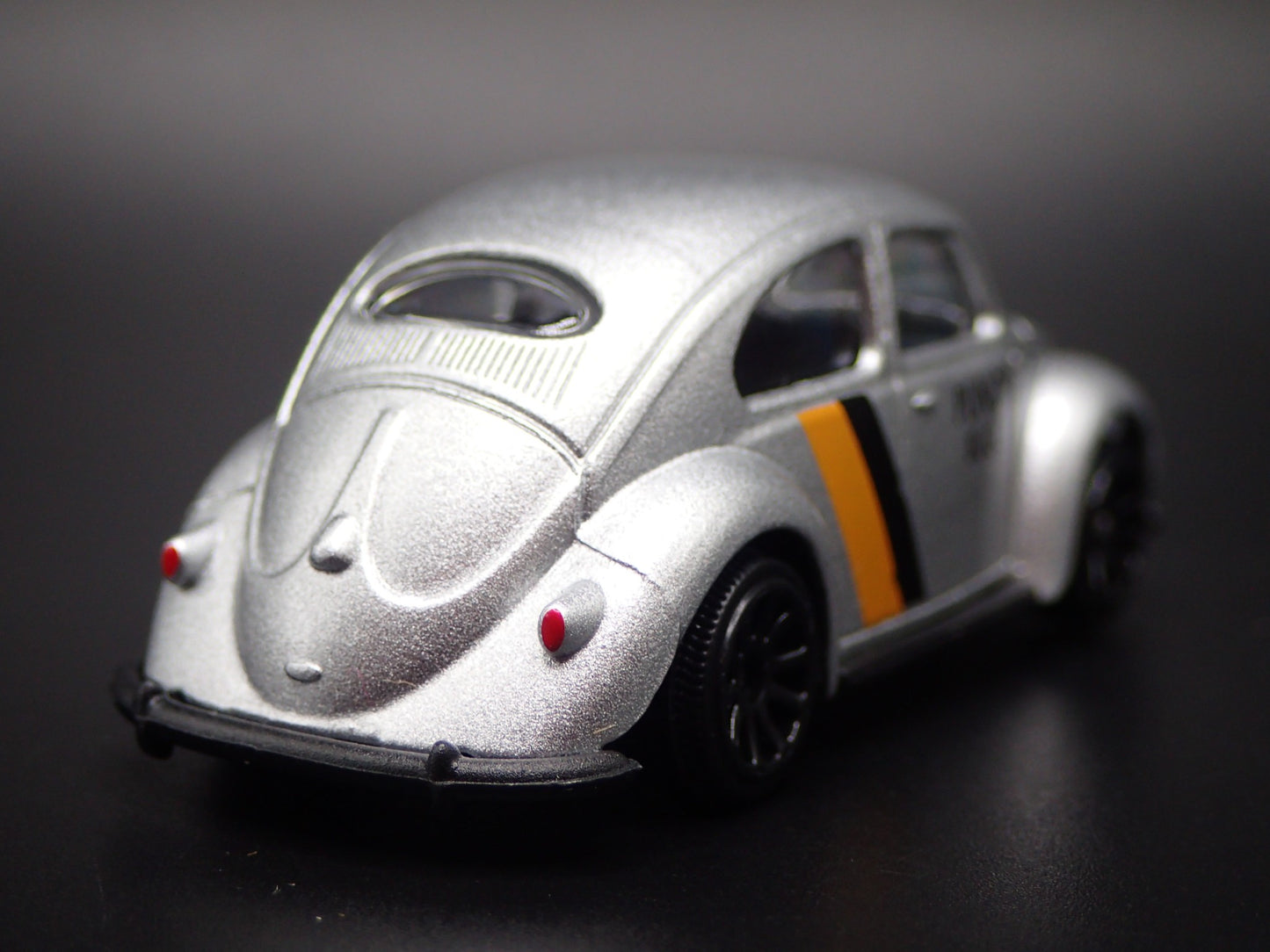 1953-1957 VW VOLKSWAGEN CLASSIC BEETLE BUG OVAL 1:64 SCALE DIECAST MODEL CAR
