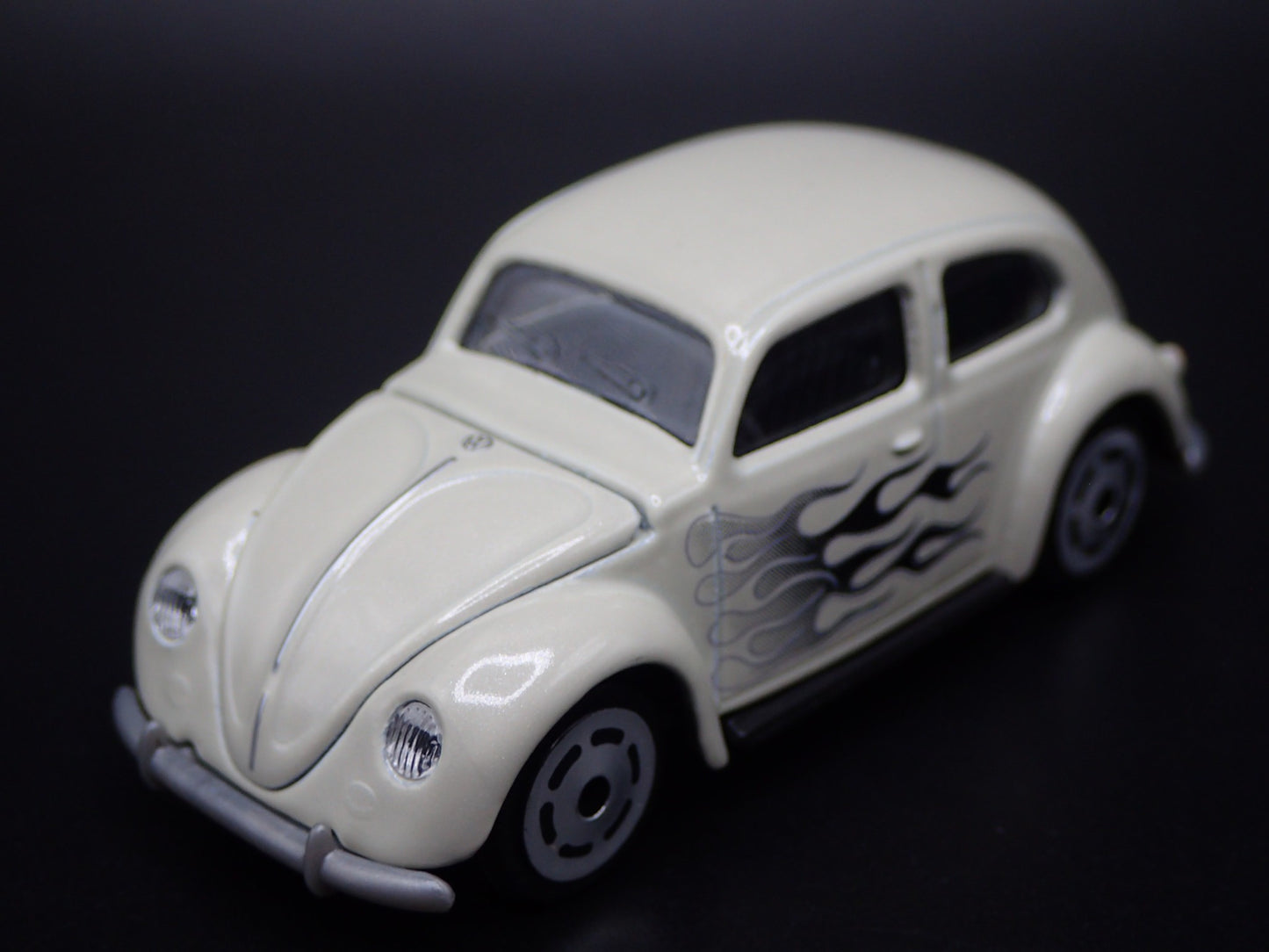 1953-1957 VW VOLKSWAGEN CLASSIC BEETLE BUG OVAL 1:64 SCALE DIECAST MODEL CAR