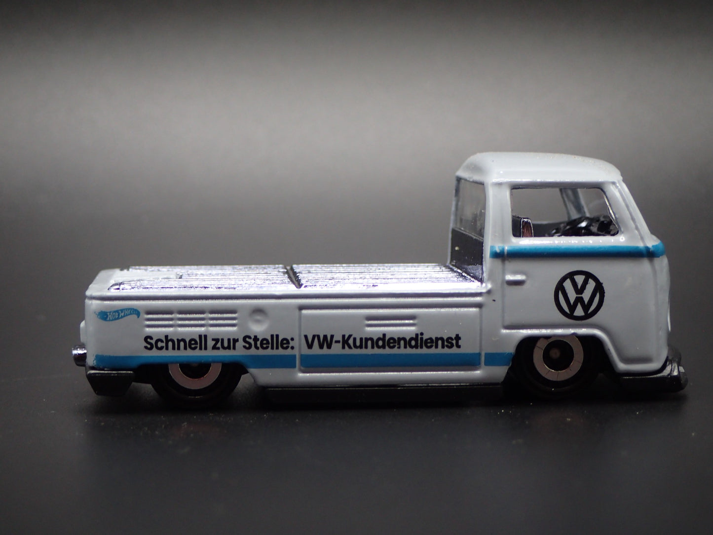 1967-1979 VW VOLKSWAGEN TYPE 2 T2 SINGLE CAB PICKUP 1:64 SCALE DIECAST MODEL CAR