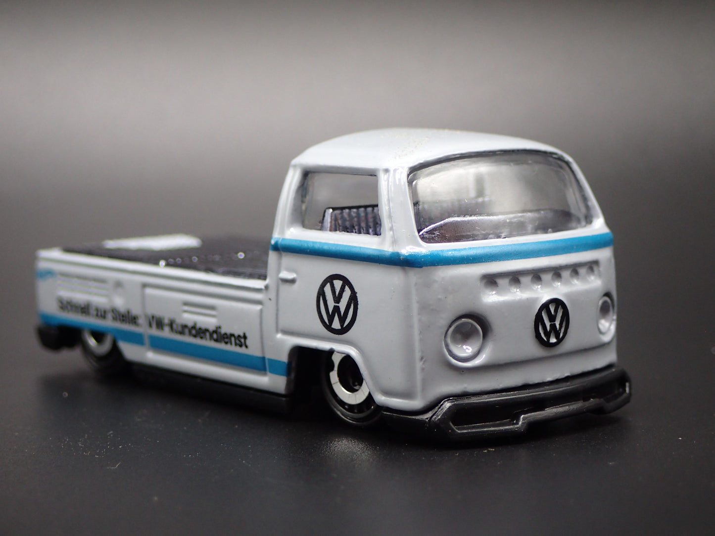 1967-1979 VW VOLKSWAGEN TYPE 2 T2 SINGLE CAB PICKUP 1:64 SCALE DIECAST MODEL CAR