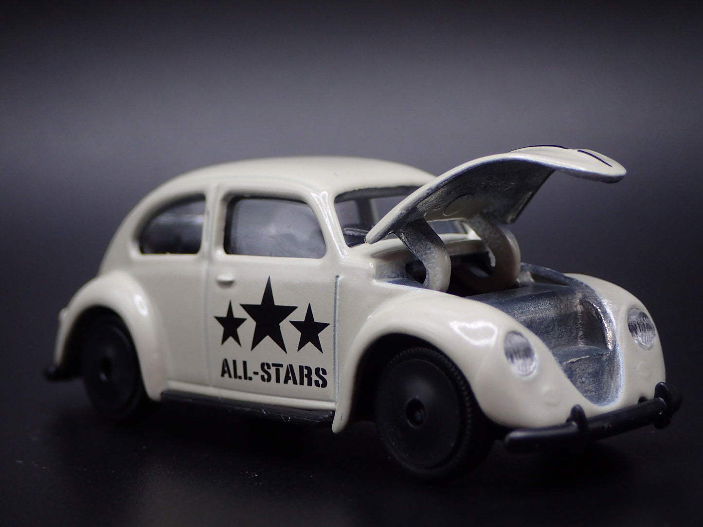 1953-1957 VW VOLKSWAGEN CLASSIC BEETLE BUG OVAL 1:64 SCALE DIECAST MODEL CAR