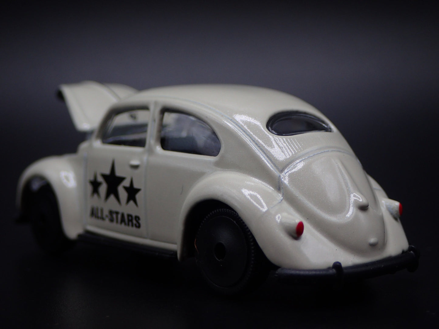 1953-1957 VW VOLKSWAGEN CLASSIC BEETLE BUG OVAL 1:64 SCALE DIECAST MODEL CAR