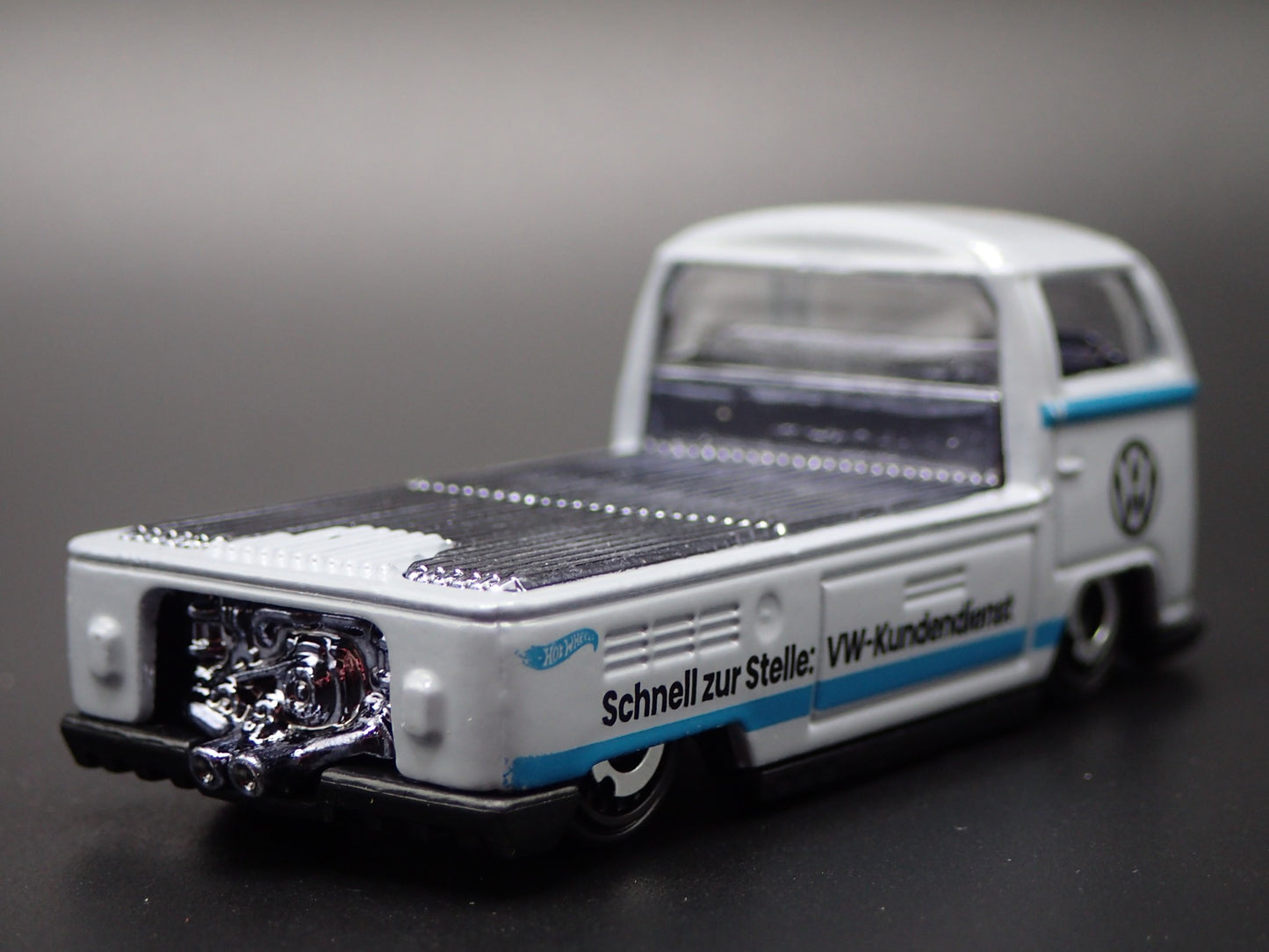 1967-1979 VW VOLKSWAGEN TYPE 2 T2 SINGLE CAB PICKUP 1:64 SCALE DIECAST MODEL CAR