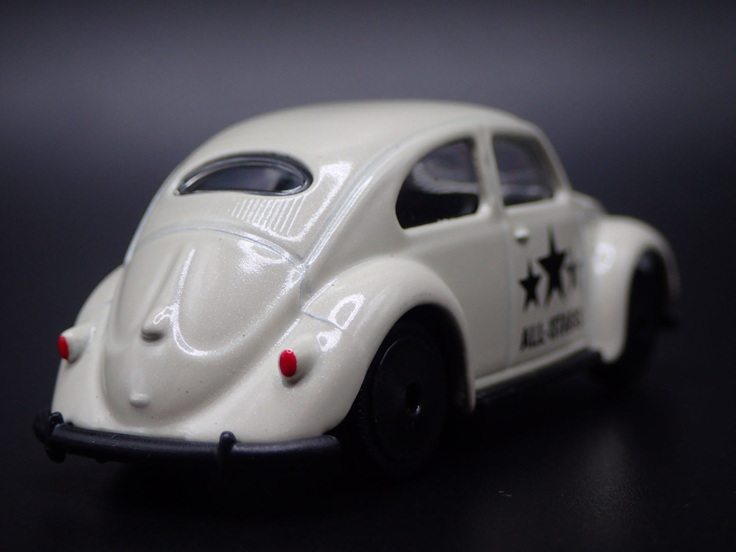 1953-1957 VW VOLKSWAGEN CLASSIC BEETLE BUG OVAL 1:64 SCALE DIECAST MODEL CAR