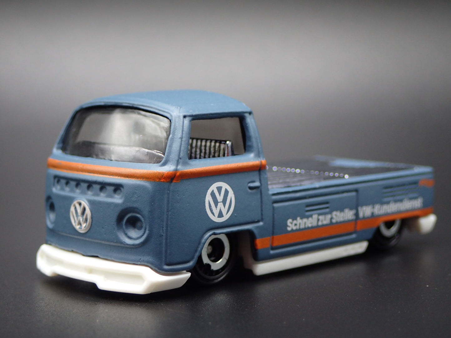 1967-1979 VW VOLKSWAGEN TYPE 2 T2 SINGLE CAB PICKUP 1:64 SCALE DIECAST MODEL CAR