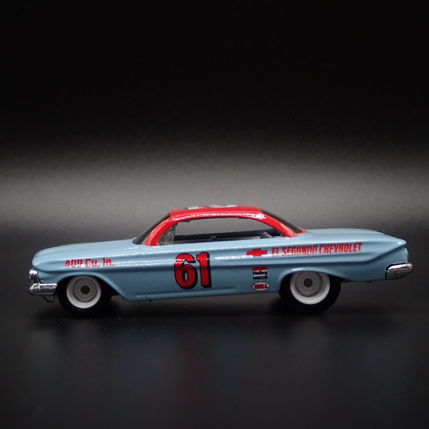 1961 61 CHEVY CHEVROLET IMPALA 1:64 SCALE COLLECTIBLE DIORAMA DIECAST MODEL CAR