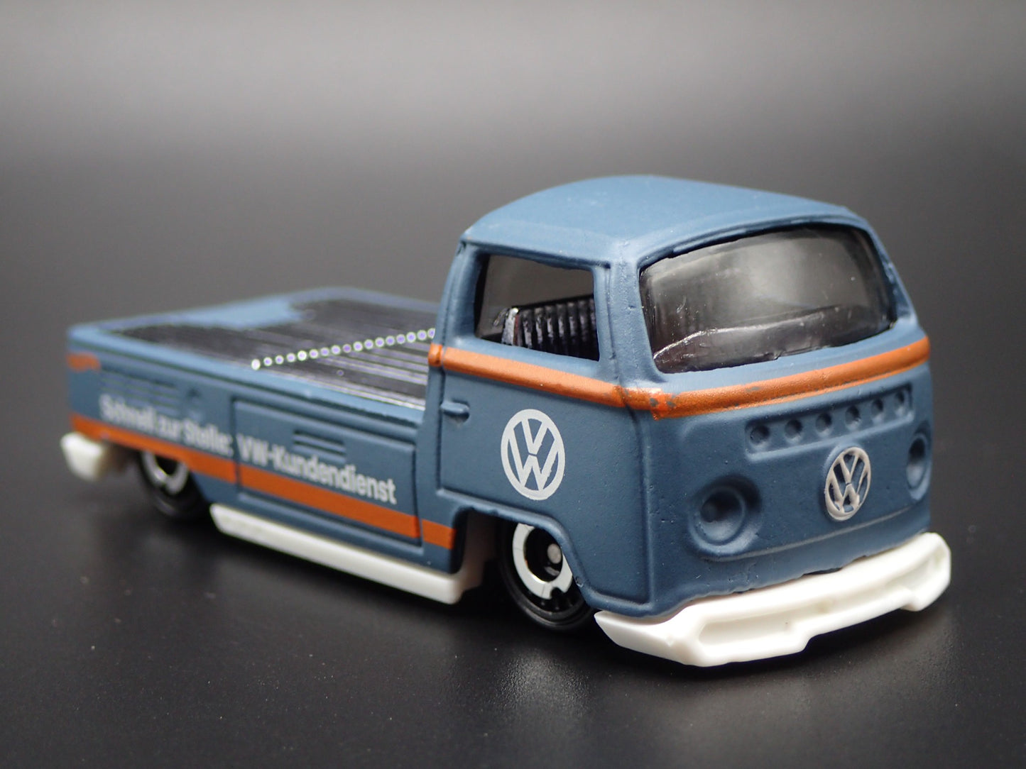 1967-1979 VW VOLKSWAGEN TYPE 2 T2 SINGLE CAB PICKUP 1:64 SCALE DIECAST MODEL CAR