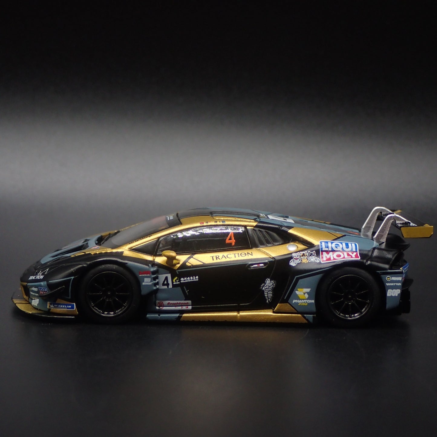 LAMBORGHINI HURACAN GT3 EVO SUPER CAR MACAU GT CUP  1:64 SCALE DIECAST MODEL CAR