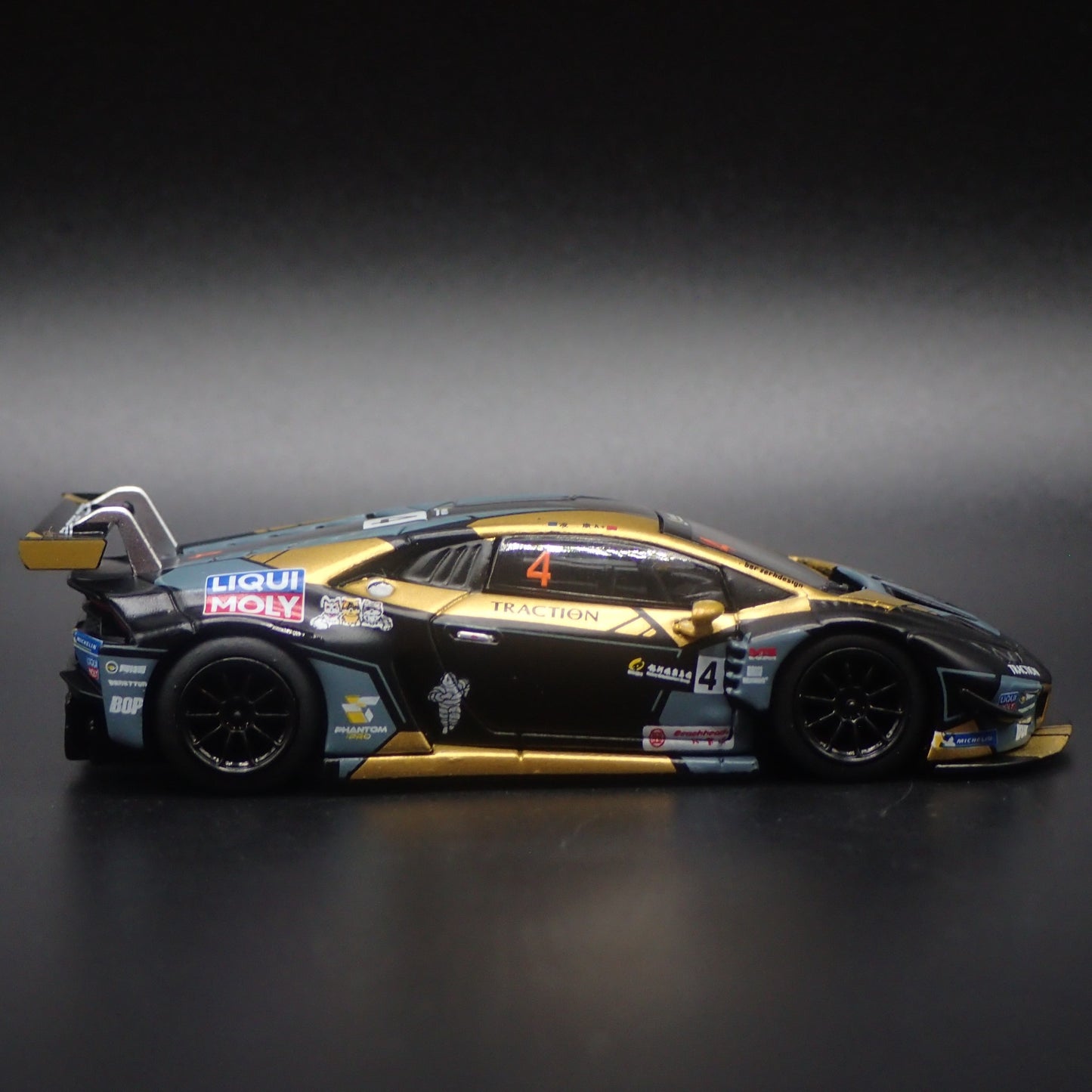 LAMBORGHINI HURACAN GT3 EVO SUPER CAR MACAU GT CUP  1:64 SCALE DIECAST MODEL CAR