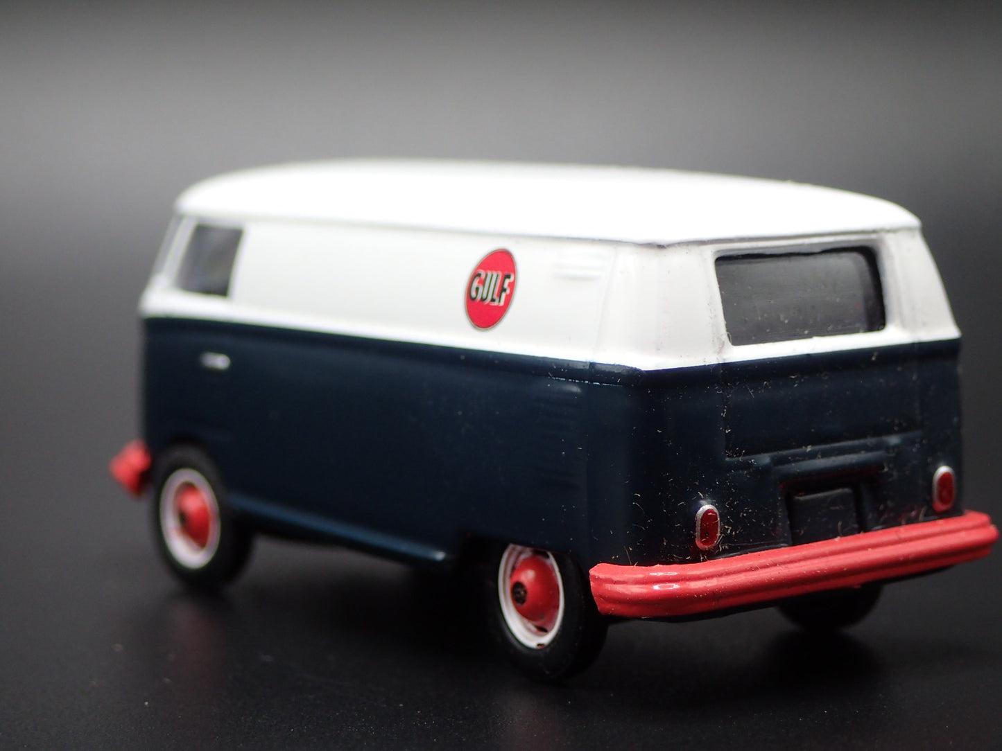 1950-1967 VW VOLKSWAGEN TYPE 2 T1 PANEL VAN GULF 1:64 SCALE DIECAST MODEL CAR