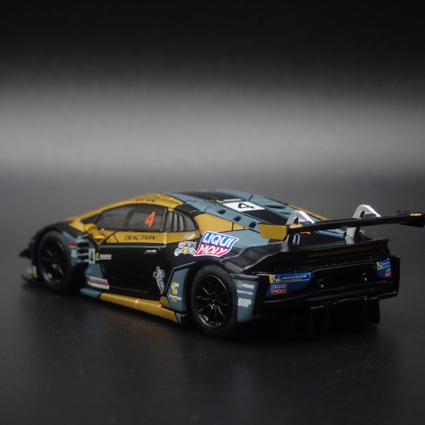 LAMBORGHINI HURACAN GT3 EVO SUPER CAR MACAU GT CUP  1:64 SCALE DIECAST MODEL CAR