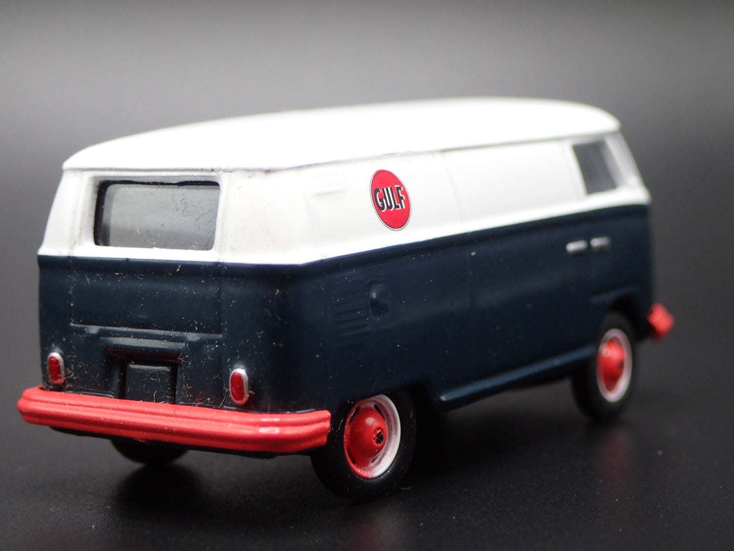 1950-1967 VW VOLKSWAGEN TYPE 2 T1 PANEL VAN GULF 1:64 SCALE DIECAST MODEL CAR