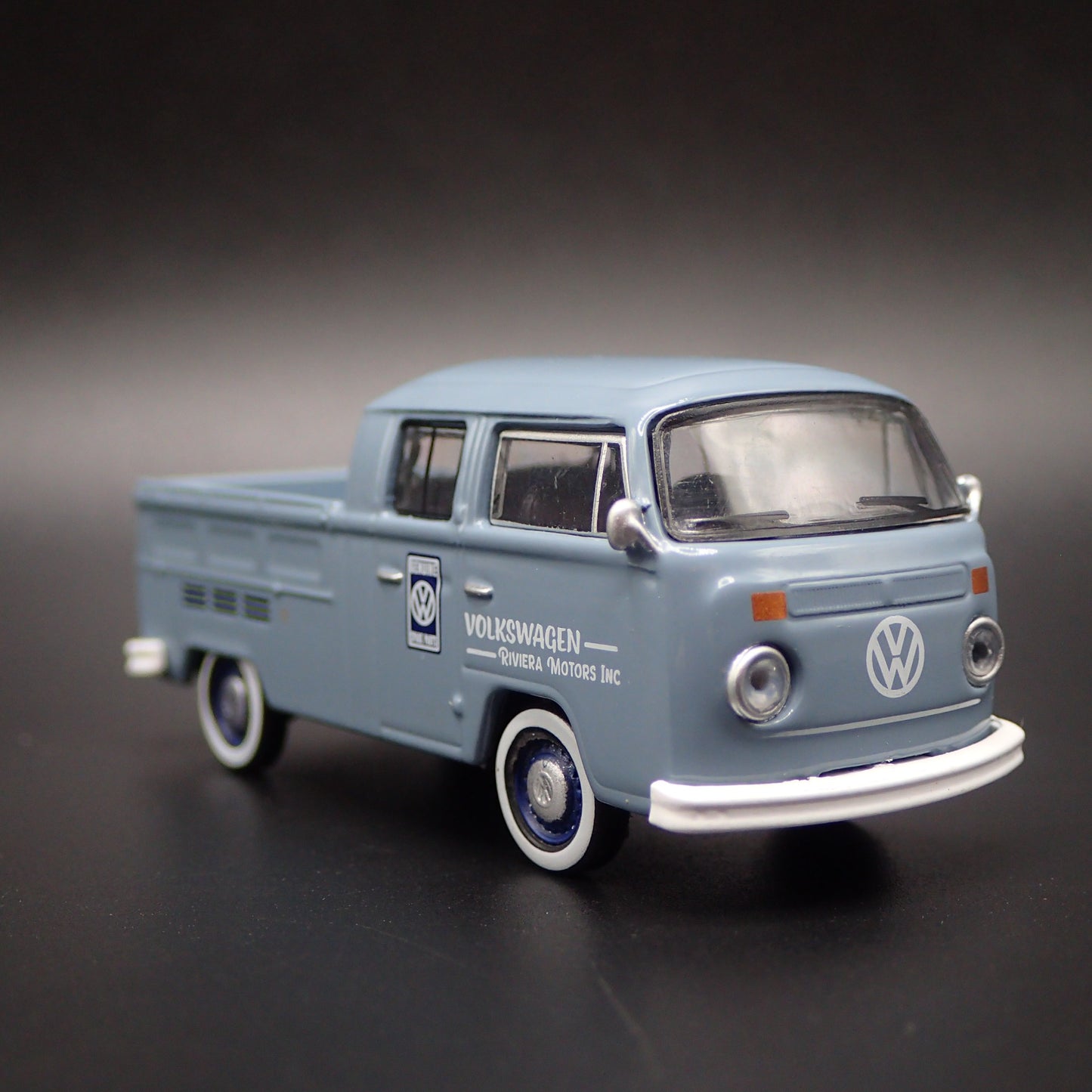 1967-1979 VW VOLKSWAGEN TYPE 2 DOUBLE CAB PICKUP 1/64 SCALE DIECAST MODEL CAR