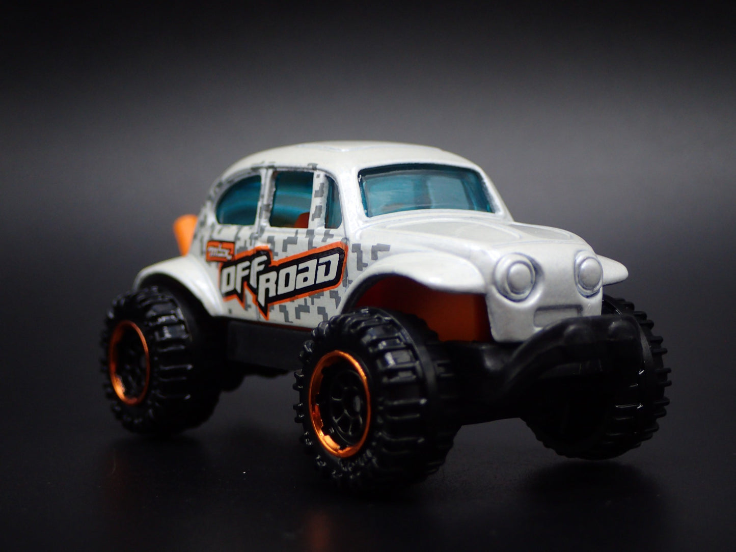 VW VOLKSWAGEN BAJA BEETLE BUG OFF ROAD 1:64 SCALE DIORAMA DIECAST MODEL CAR