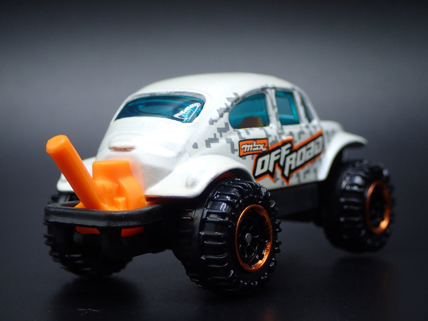 VW VOLKSWAGEN BAJA BEETLE BUG OFF ROAD 1:64 SCALE DIORAMA DIECAST MODEL CAR