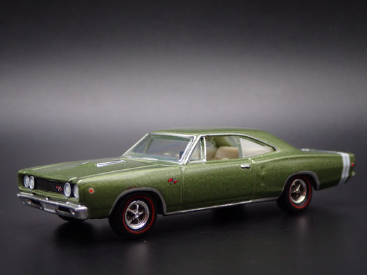 1968 68 DODGE CORONET RT GREEN 1:64 SCALE COLLECTIBLE DIORAMA DIECAST MODEL CAR