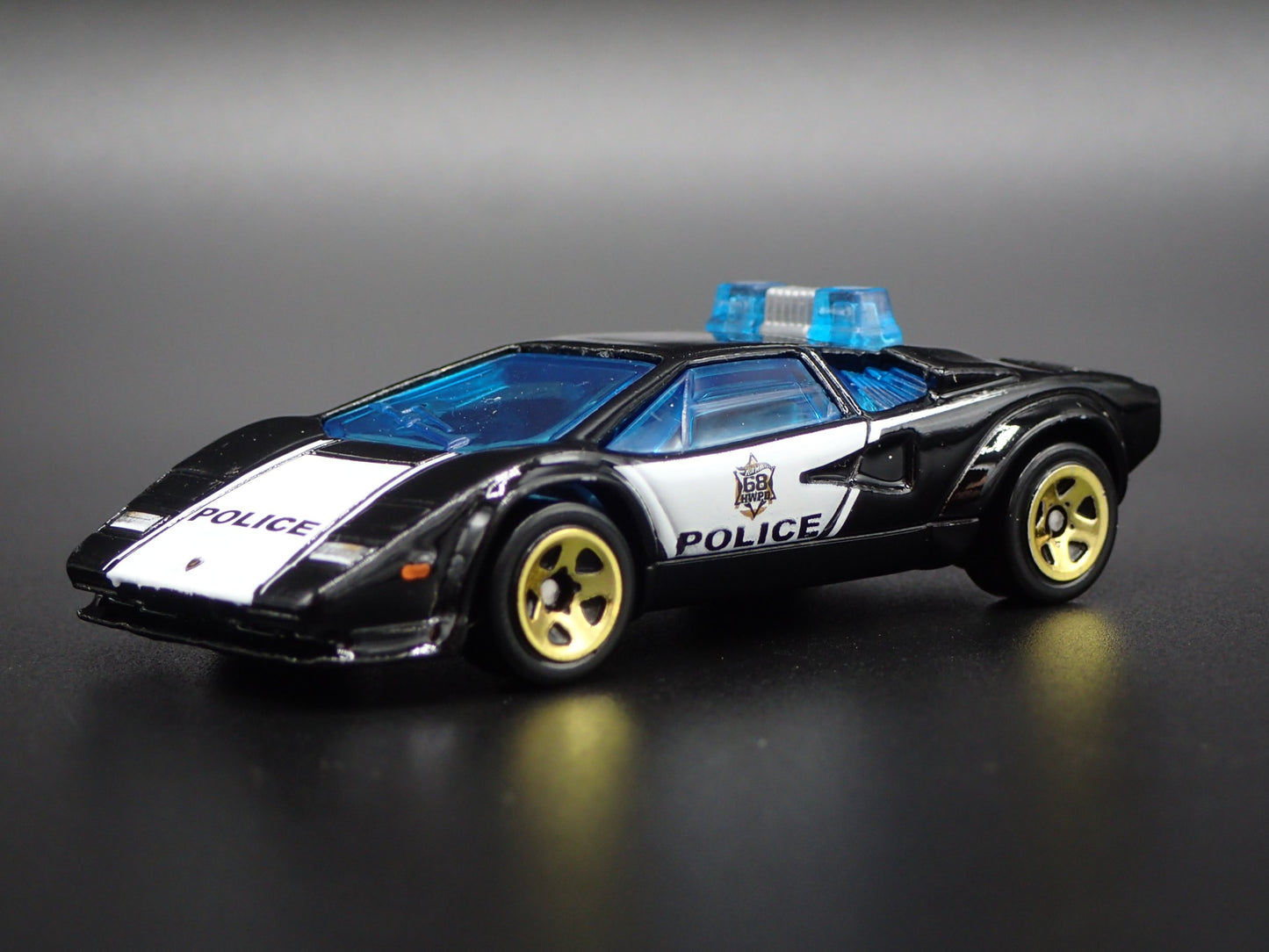 1974-1990 LAMBORGHINI COUNTACH POLICE CAR SUPER CAR 1:64 SCALE DIECAST MODEL CAR