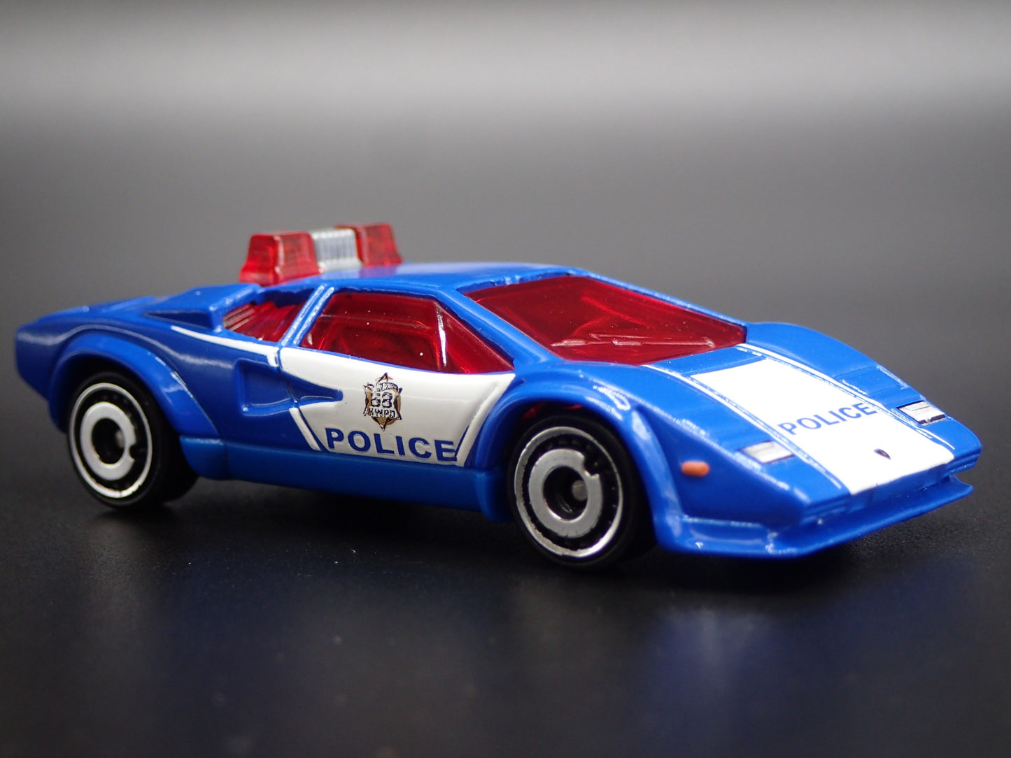 1974-1990 LAMBORGHINI COUNTACH POLICE CAR SUPER CAR 1:64 SCALE DIECAST MODEL CAR