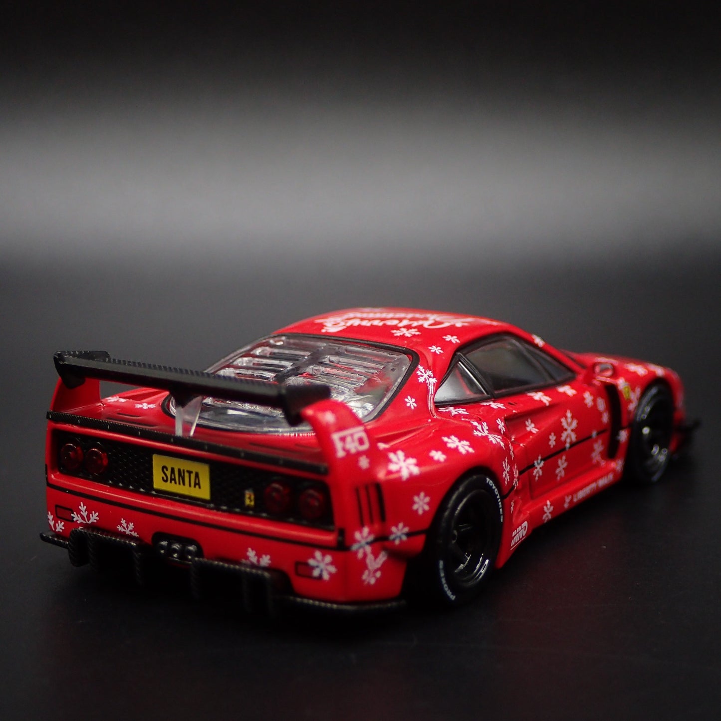 1987-1992 FERRARI F40 LBWK LIBERTY WALK CHRISTMAS 1:64 SCALE DIECAST MODEL CAR