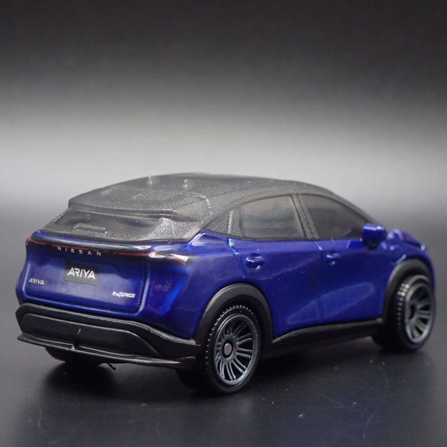 2023-2025 NISSAN ARIYA EV SUV BLUE 1:64 SCALE COLLECTIBLE DIECAST MODEL CAR