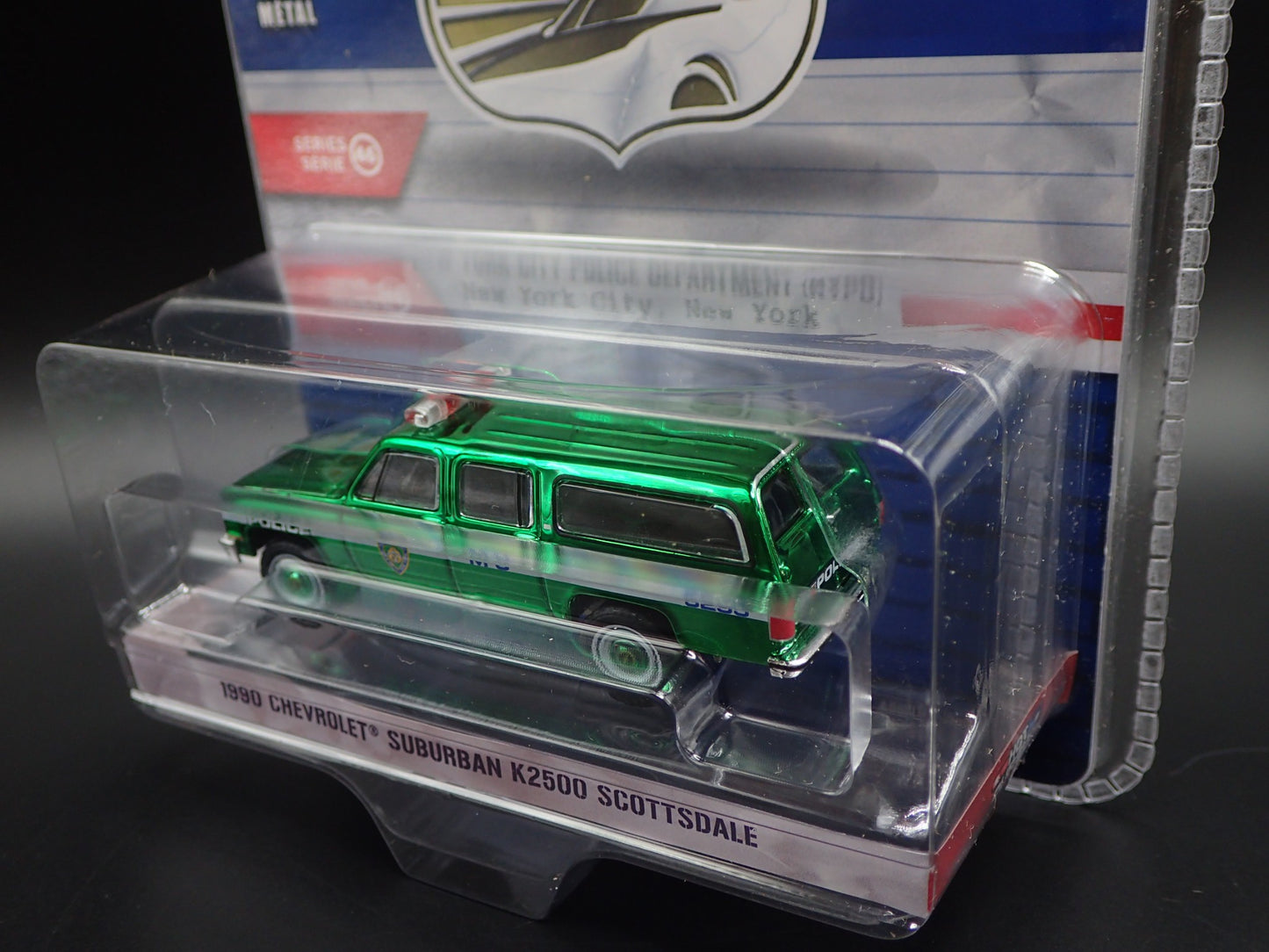2025 GREENLIGHT GREEN MACHINE 1990 CHEVY SUBURBAN K2500 NYPD HOT PURSUIT 46