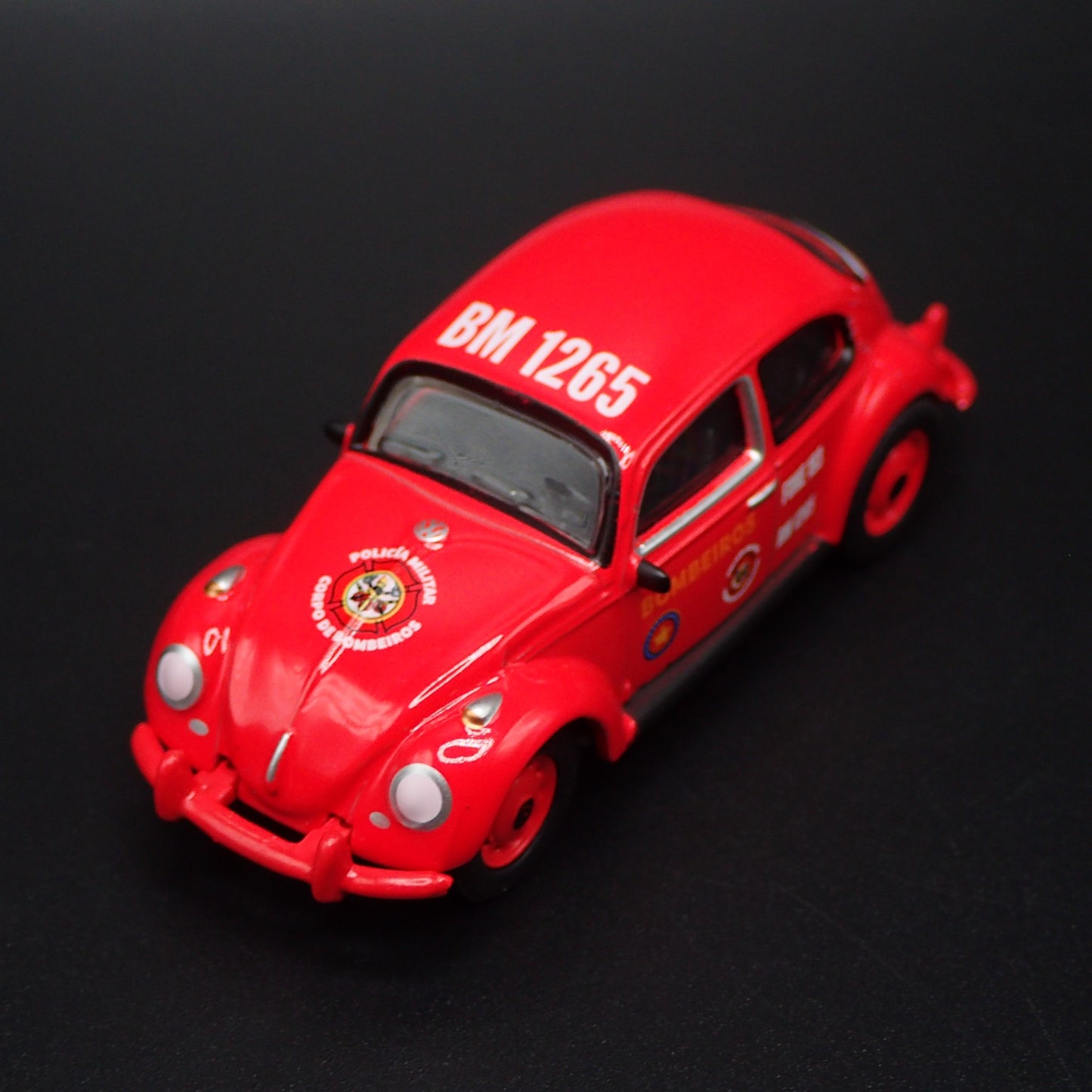 1960-1967 VW VOLKSWAGEN BEETLE BUG BOMBEIROS FONE 1:64 SCALE DIECAST MODEL CAR