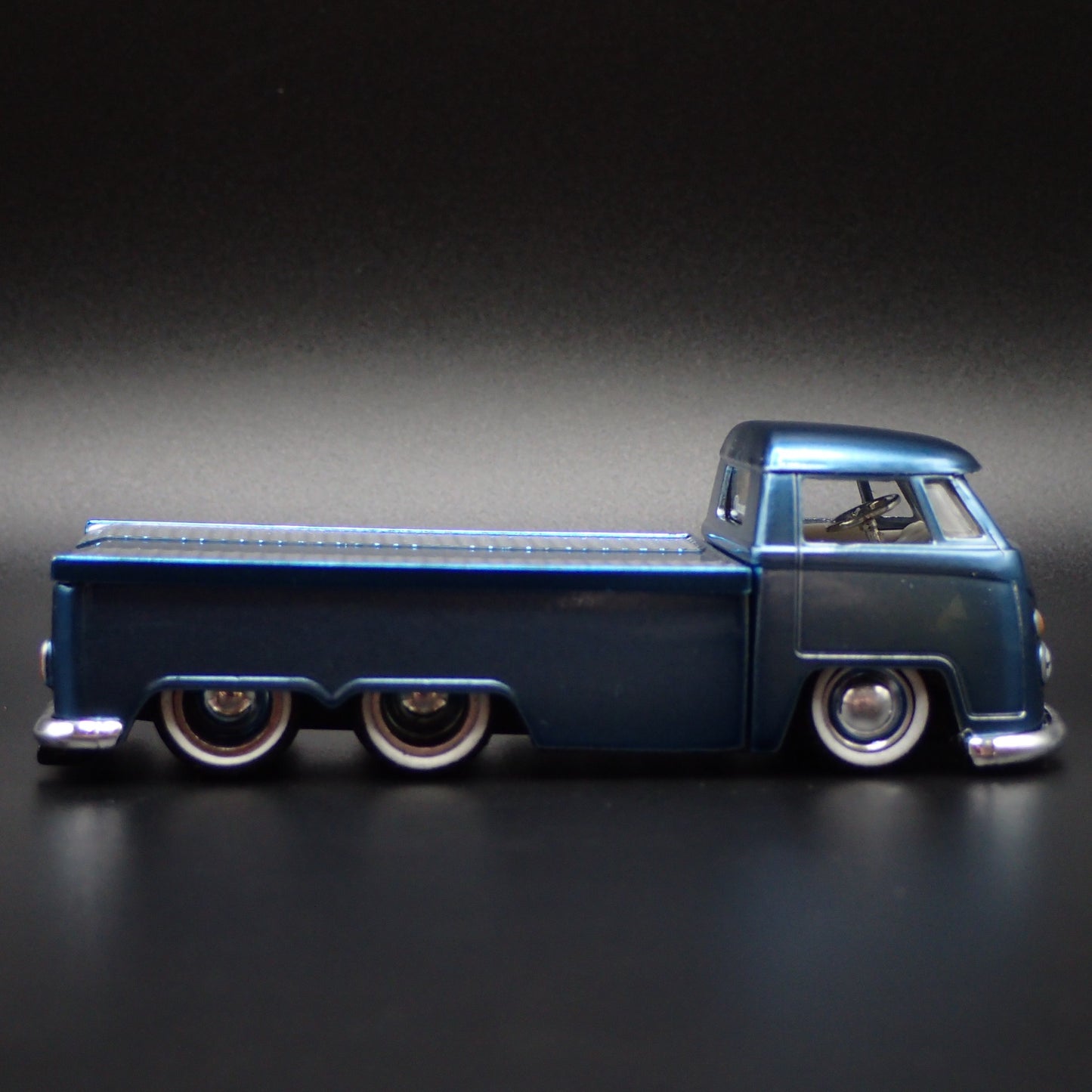 1950-1967 VW VOLKSWAGEN SINGLE CAB TYPE 2 T1 FLATBED 1:64 DIECAST MODEL CAR